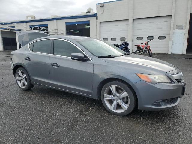 Photo 4 from auction – 2013 ACURA ILX 20 PRE with VIN 19VDE1F52DE018226