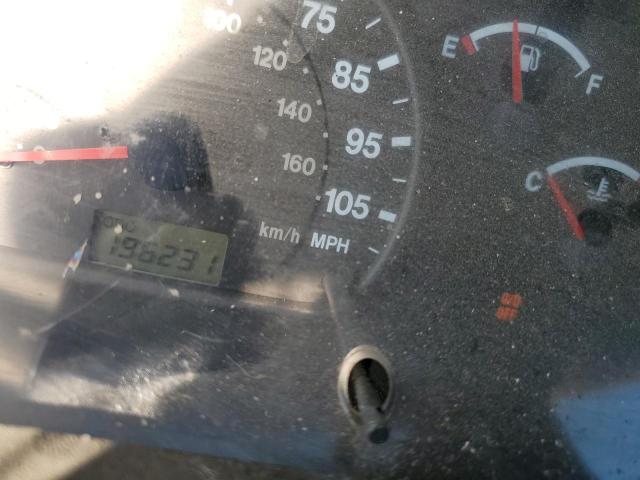 Photo 9 from auction – 2000 CHEVROLET TRACKER with VIN 2CNBJ13C8Y6910995