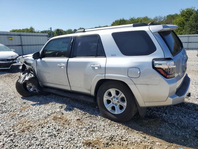 Photo 2 from auction – 2019 TOYOTA 4RUNNER SR with VIN JTEBU5JR4K5696029