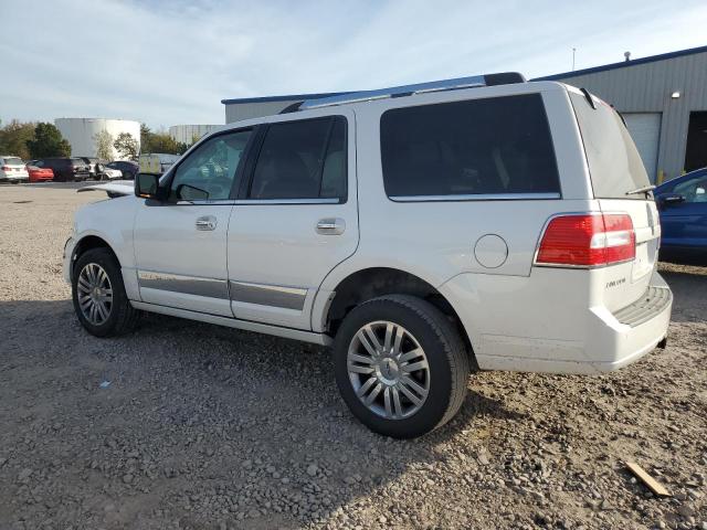 Photo 2 from auction – 2010 LINCOLN NAVIGATOR with VIN 5LMJJ2J50AEJ02029