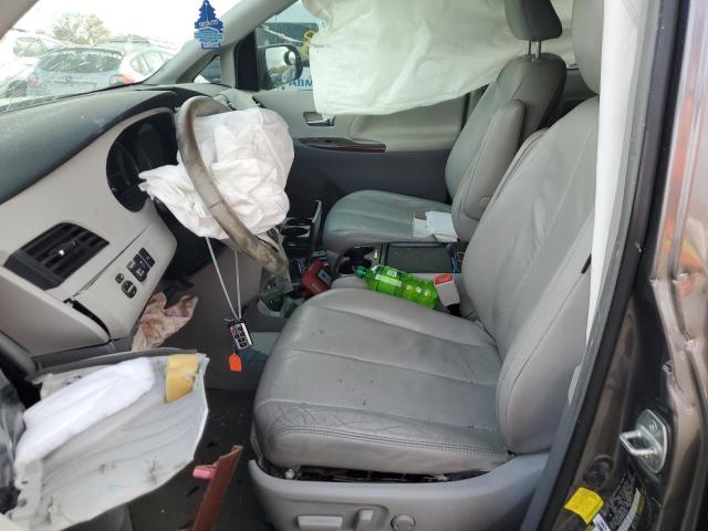 Photo 7 from auction – 2011 TOYOTA SIENNA XLE with VIN 5TDYK3DC3BS145195