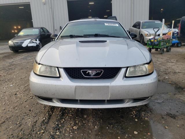 Photo 5 from auction – 2000 FORD MUSTANG with VIN 1FAFP4048YF303073
