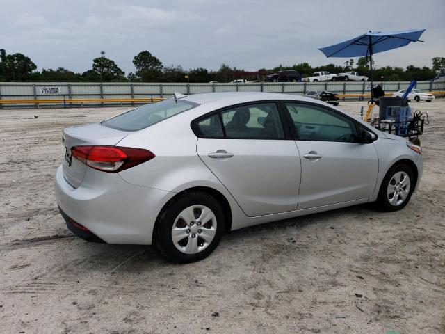 Photo 3 from auction – 2017 KIA FORTE LX with VIN 3KPFK4A73HE025176