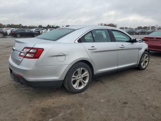 Photo 3 from auction – 2016 FORD TAURUS SEL with VIN 1FAHP2E8XGG146454