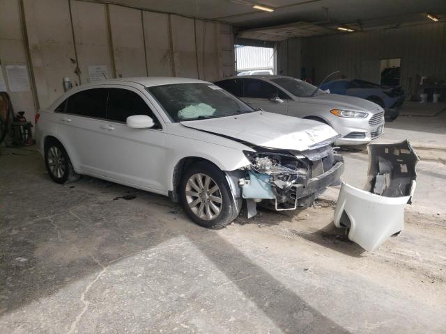 Photo 4 from auction – 2013 CHRYSLER 200 TOURIN with VIN 1C3CCBBB3DN601589