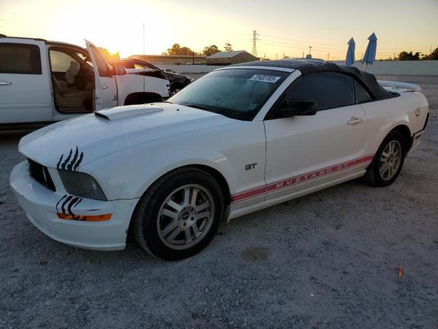 FORD MUSTANG 2008 with VIN 1ZVHT85H185111014 - Photo from auction
