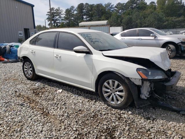 Photo 4 from auction – 2012 VOLKSWAGEN PASSAT S with VIN 1VWAP7A33CC043362