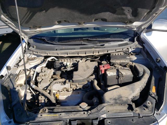 Photo 12 from auction – 2011 NISSAN ROGUE S with VIN JN8AS5MV1BW667679