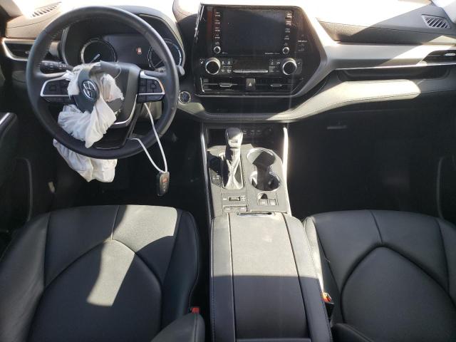 Photo 8 from auction – 2022 TOYOTA HIGHLANDER with VIN 5TDHZRBH3NS171961