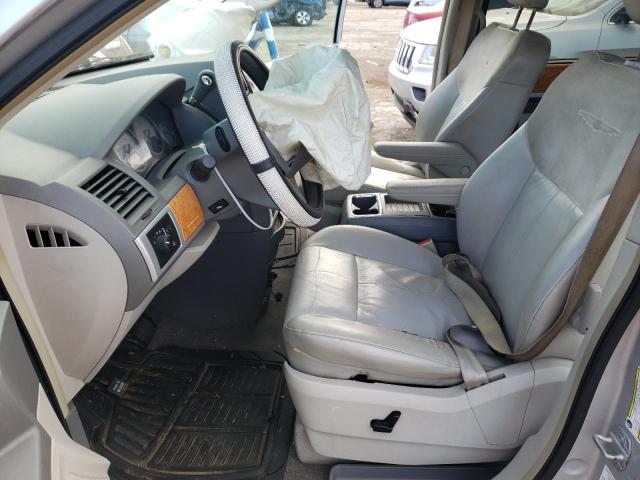 Photo 7 from auction – 2008 CHRYSLER TOWN & COU with VIN 2A8HR64X28R691836