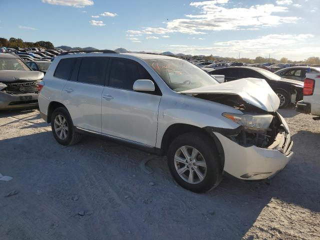 Photo 4 from auction – 2011 TOYOTA HIGHLANDER with VIN 5TDZK3EH5BS042357
