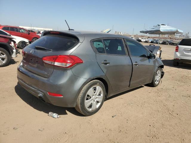 Photo 3 from auction – 2016 KIA FORTE LX with VIN KNAFK5A85G5597839
