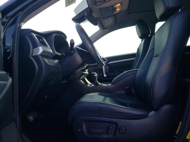 Photo 7 from auction – 2017 TOYOTA HIGHLANDER with VIN 5TDJZRFHXHS392974
