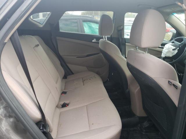 Photo 11 from auction – 2019 HYUNDAI TUCSON SE with VIN KM8J2CA45KU064091