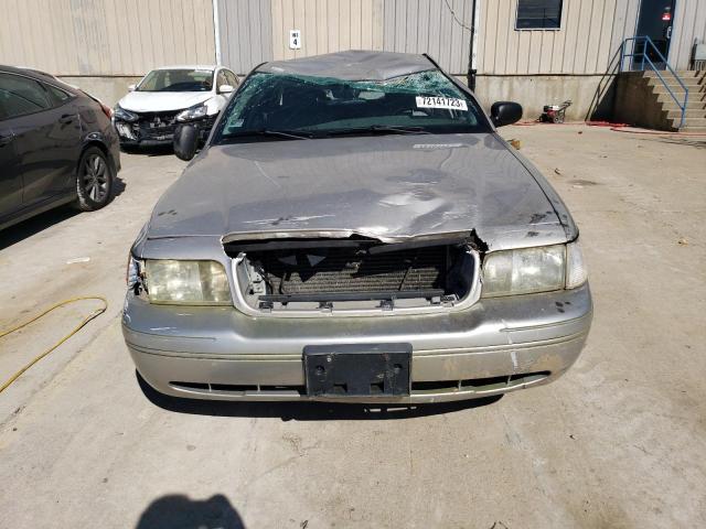 Photo 5 from auction – 2004 FORD CROWN VICT with VIN 2FAFP74W64X168302