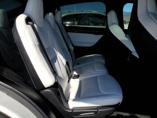 Photo 11 from auction – 2017 TESLA MODEL X with VIN 5YJXCAE28HF078478