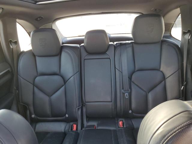 Photo 10 from auction – 2017 PORSCHE CAYENNE with VIN WP1AA2A29HKA81818