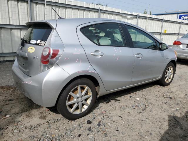 Photo 3 from auction – 2014 TOYOTA PRIUS C with VIN JTDKDTB32E1573277