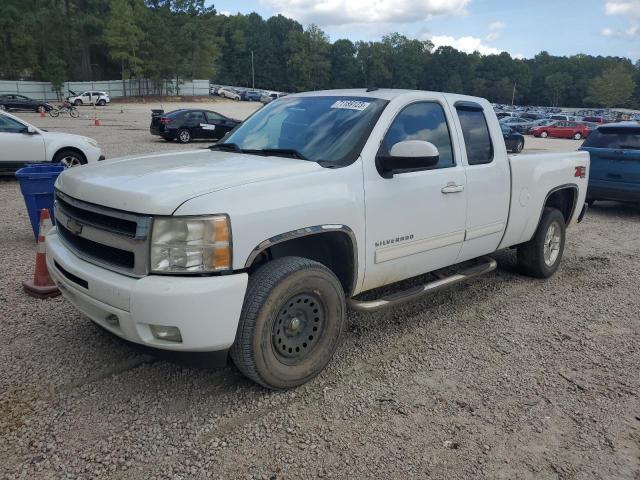 CHEVROLET SILVERADO 2010 with VIN 1GCSKSE30AZ221855 - Photo from auction