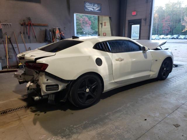 Photo 3 from auction – 2018 CHEVROLET CAMARO LS with VIN 1G1FA1RX3J0101895