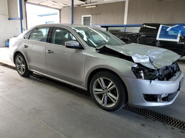 Photo 4 from auction – 2014 VOLKSWAGEN PASSAT SE with VIN 1VWBN7A36EC053493