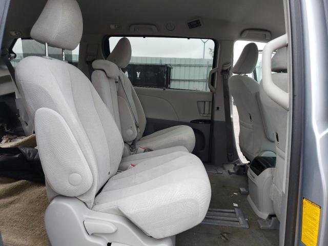 Photo 11 from auction – 2014 TOYOTA SIENNA LE with VIN 5TDKK3DC6ES418544