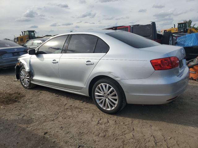 Photo 2 from auction – 2011 VOLKSWAGEN JETTA SEL with VIN 3VWLX7AJ4BM389263