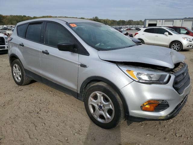 Photo 4 from auction – 2017 FORD ESCAPE S with VIN 1FMCU0F78HUB12633