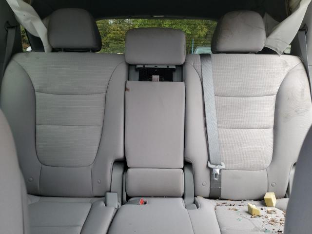 Photo 10 from auction – 2015 KIA SORENTO LX with VIN 5XYKTCA65FG613447