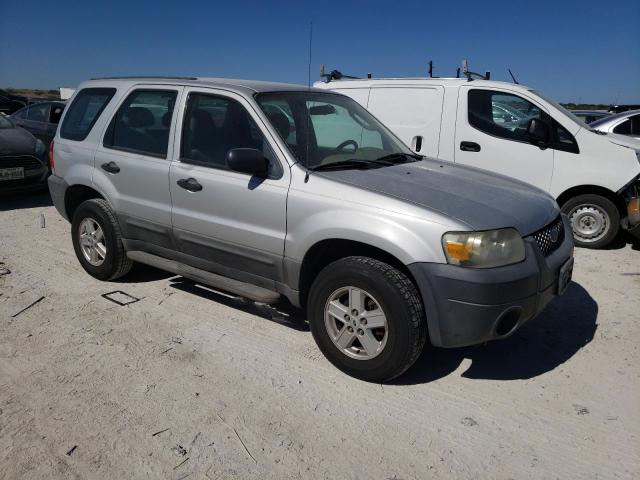 Photo 4 from auction – 2005 FORD ESCAPE XLS with VIN 1FMYU02Z95KD63827