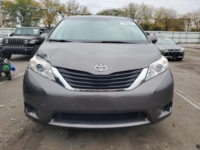 Photo 5 from auction – 2012 TOYOTA SIENNA LE with VIN 5TDKK3DC8CS246823