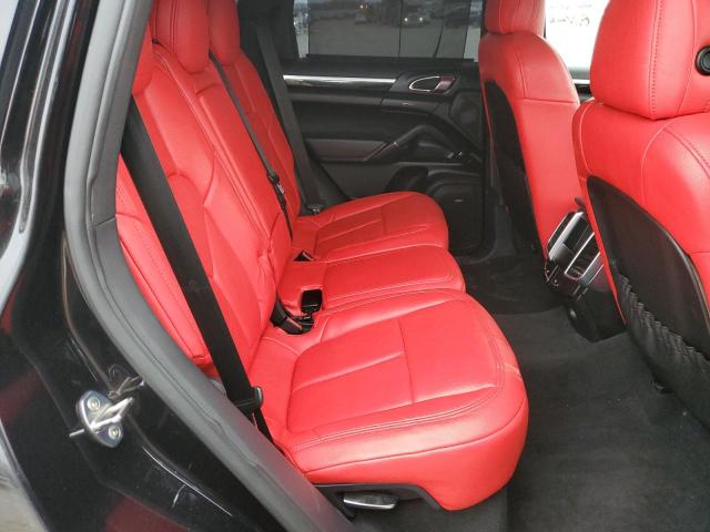 Photo 11 from auction – 2012 PORSCHE CAYENNE S with VIN WP1AB2A28CLA42248