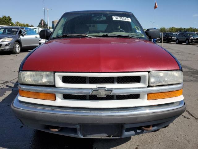 Photo 5 from auction – 2001 CHEVROLET BLAZER with VIN 1GNDT13W612212591