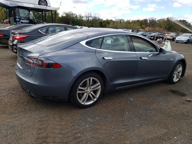 Photo 3 from auction – 2013 TESLA MODEL S with VIN 5YJSA1CG5DFP26612