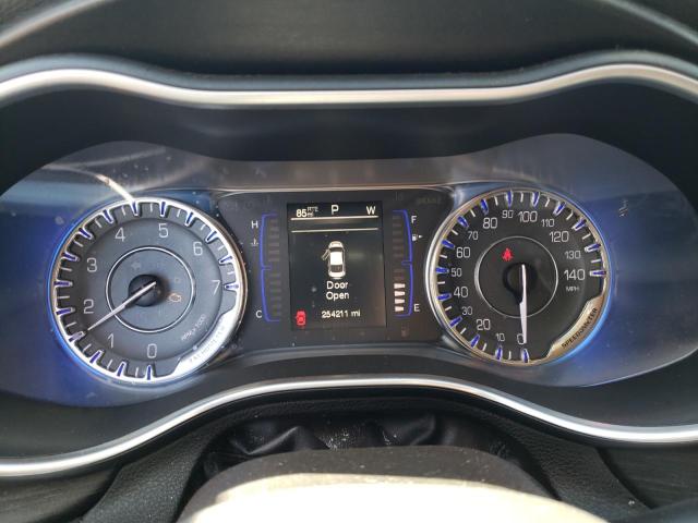 Photo 9 from auction – 2015 CHRYSLER 200 LIMITE with VIN 1C3CCCAB0FN646774