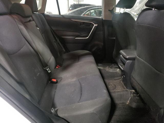 Photo 11 from auction – 2019 TOYOTA RAV4 LE with VIN JTMF1RFV3KD047159