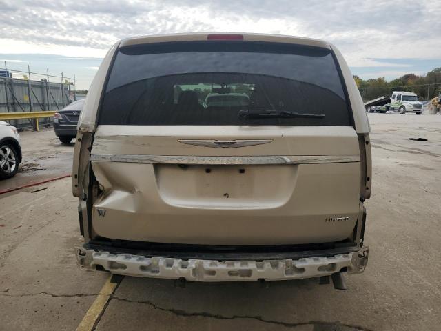 Photo 6 from auction – 2015 CHRYSLER TOWN & COU with VIN 2C4RC1GG6FR597256