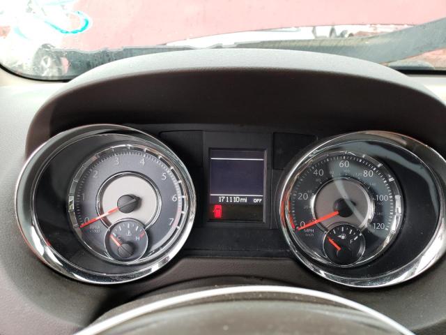 Photo 9 from auction – 2015 CHRYSLER TOWN & COU with VIN 2C4RC1GG6FR553421
