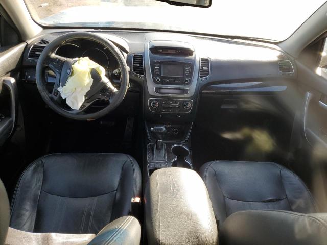 Photo 8 from auction – 2015 KIA SORENTO EX with VIN 5XYKU4A77FG581337