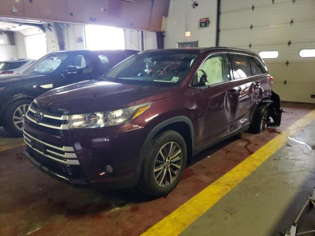 Photo 1 from auction – 2019 TOYOTA HIGHLANDER with VIN 5TDJZRFHXKS739503