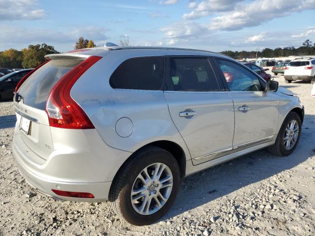 Photo 3 from auction – 2016 VOLVO XC60 T5 PL with VIN YV440MDM5G2910972