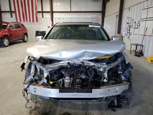 Photo 5 from auction – 2014 ACURA RLX with VIN JH4KC1F33EC001106