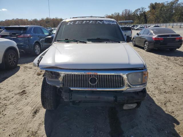 Photo 5 from auction – 1999 MERCURY MOUNTAINEE with VIN 4M2ZU52E3XUJ36699