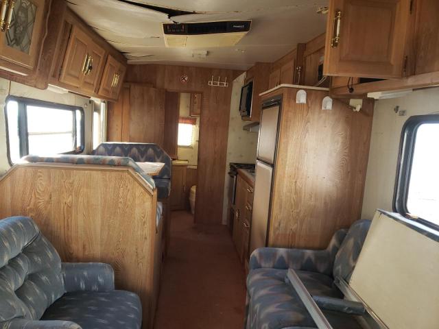 Photo 6 from auction – 1988 COACH LEPRECHAUN with VIN 1FDKE30G3JHA51967