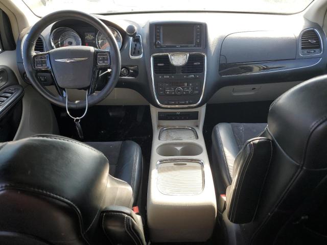 Photo 8 from auction – 2016 CHRYSLER TOWN & COU with VIN 2C4RC1JG5GR121431