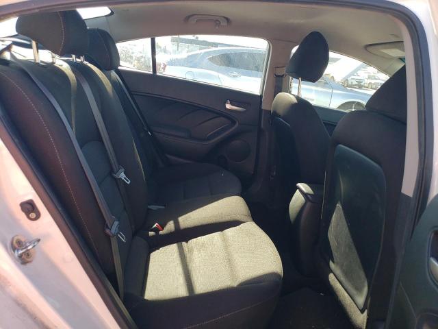 Photo 10 from auction – 2018 KIA FORTE with VIN 3KPFK4A7XJE280526