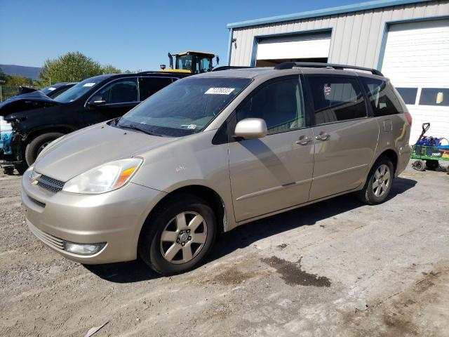 TOYOTA SIENNA XLE 2004 with VIN 5TDZA22C24S008319 - Photo from auction