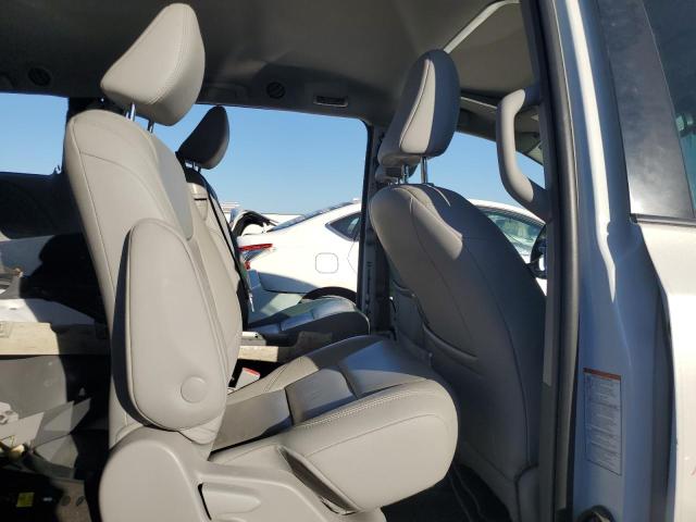 Photo 11 from auction – 2019 TOYOTA SIENNA XLE with VIN 5TDYZ3DC8KS972797