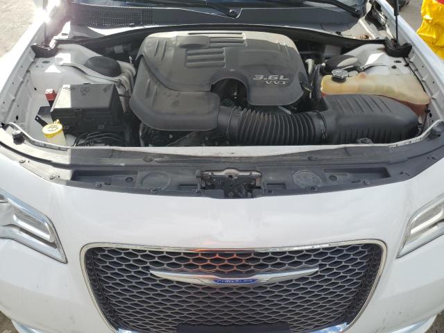 Photo 11 from auction – 2019 CHRYSLER 300 LIMITE with VIN 2C3CCAKG6KH578031