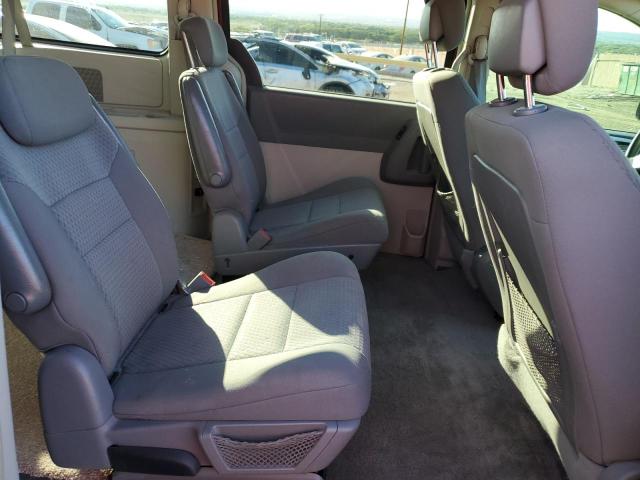 Photo 11 from auction – 2010 CHRYSLER TOWN & COU with VIN 2A4RR5D19AR491568
